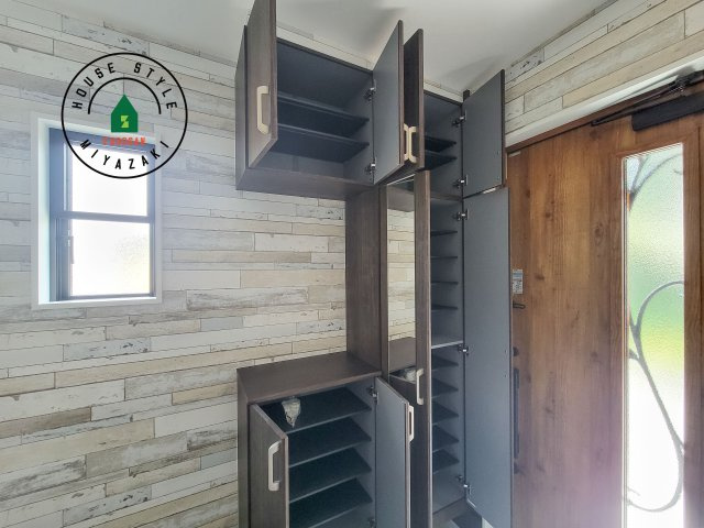 都城市乙房町（D号棟）の収納|収納には困りません。