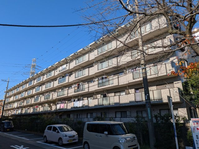 【外観】 | 船橋夏見レジデンス | 外観タイル張りの建物です
