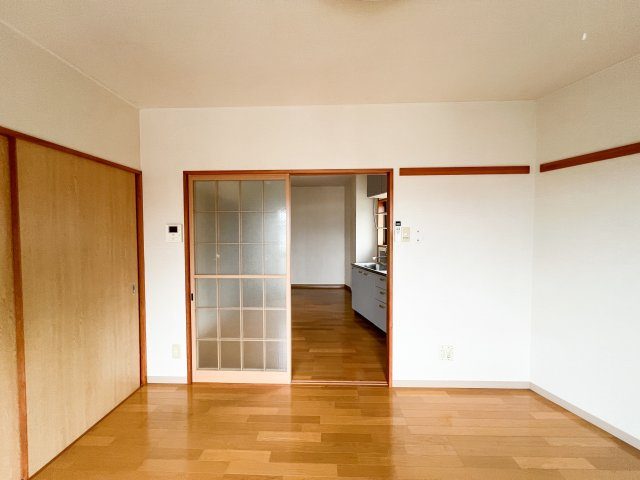 ハイツM2の洋室