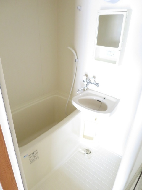 ハイツM2の浴室