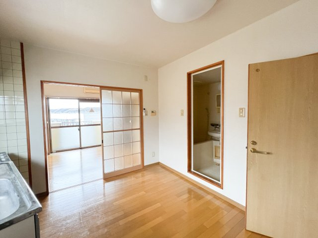 ハイツM2の居間・リビング