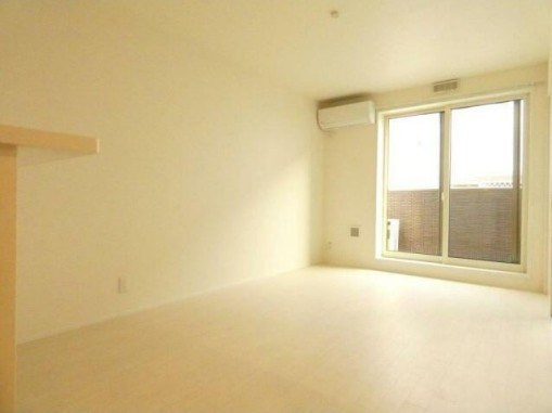 SAKURA Terrace Eの寝室