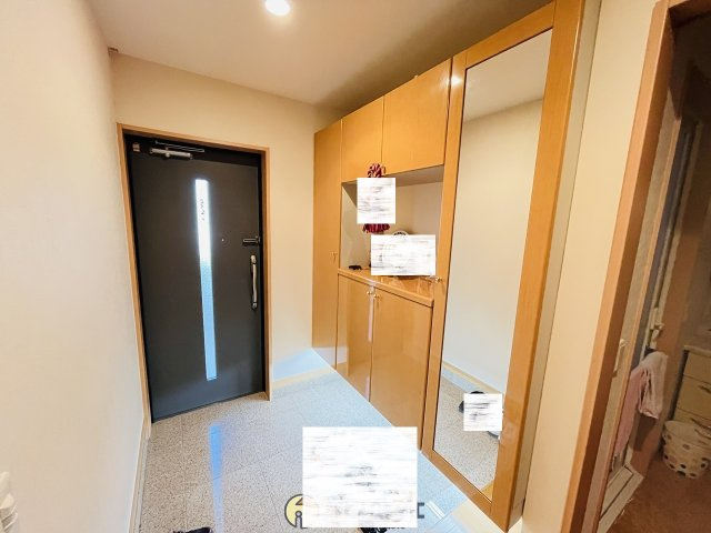 ウイングコート八女Westの玄関