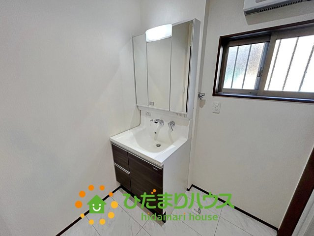 加須市馬内　中古一戸建て　の独立洗面台