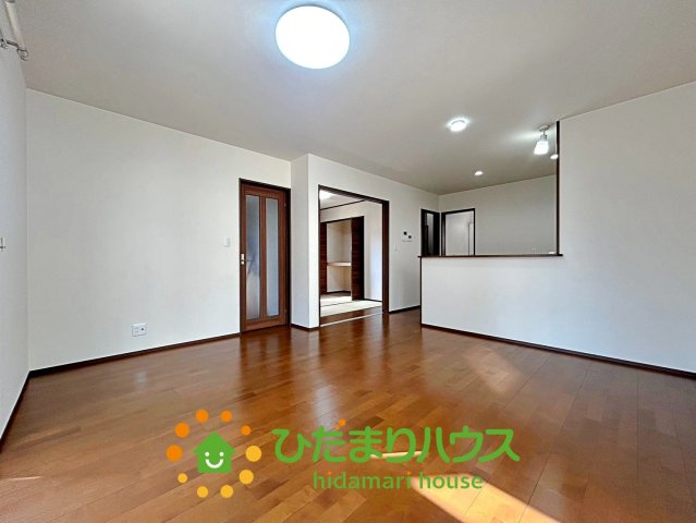 加須市馬内　中古一戸建て　の居間・リビング