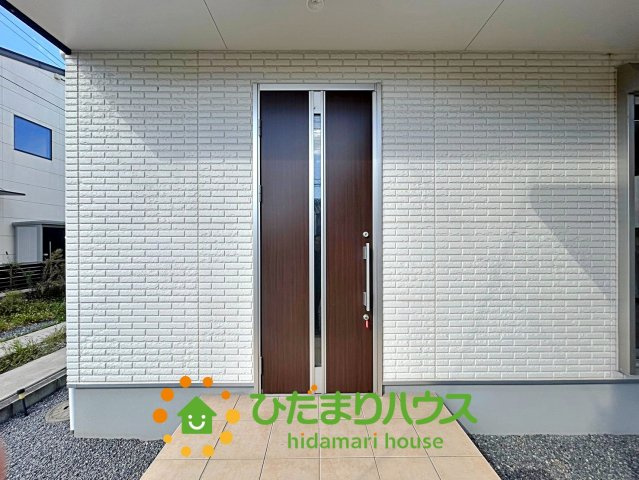 加須市馬内　中古一戸建て　の玄関