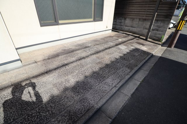 京町2丁目テナントの駐車場|駐車スペース1台ございます。