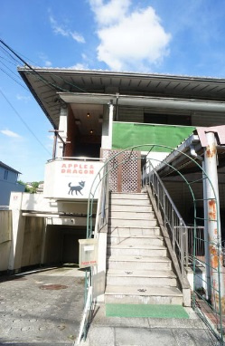 静市市原町テナントの外観