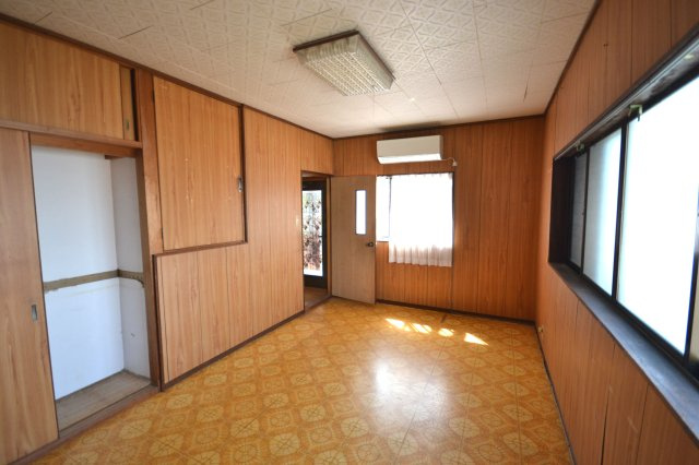 堺市中区辻之　戸建の洋室