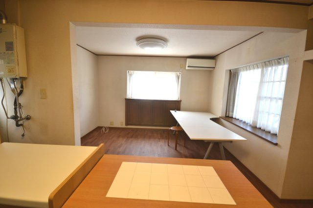 堺市中区辻之　戸建の居間・リビング