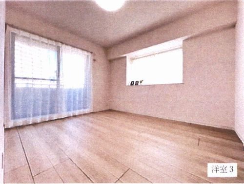 ライオンズマンション茅ヶ崎中央公園の洋室