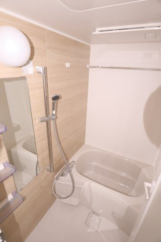 大阪市城東区野江３丁目の賃貸マンションの浴室