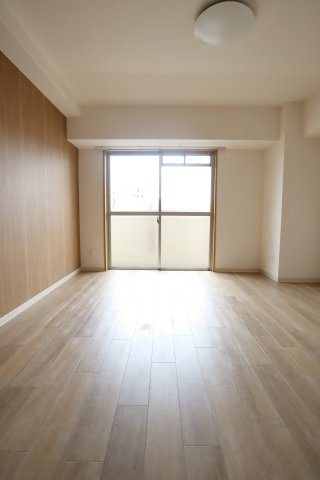 大阪市城東区野江３丁目の賃貸マンションの内装