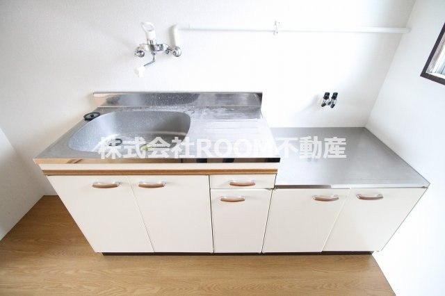 ガーデンHEのキッチン|コンパクトなキッチンで掃除もラクラク