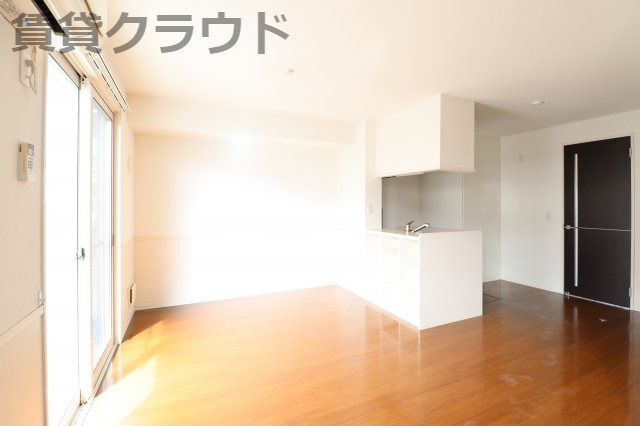 向日葵の居間・リビング|居間です