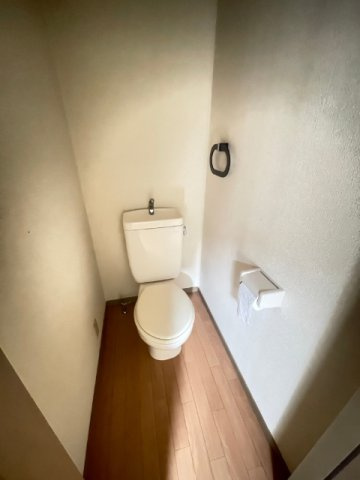 コンフォールチカミA棟のトイレ