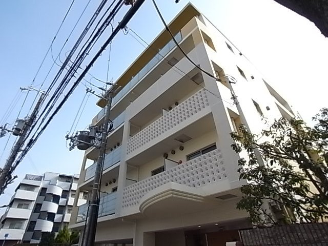 アロハマリーナの外観