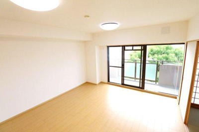  | シャリエ金岡公園（東三国丘小学校）