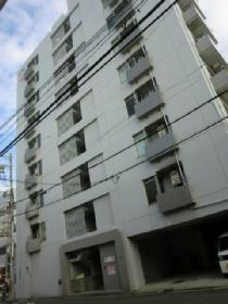 ラ・ペール一番館の外観