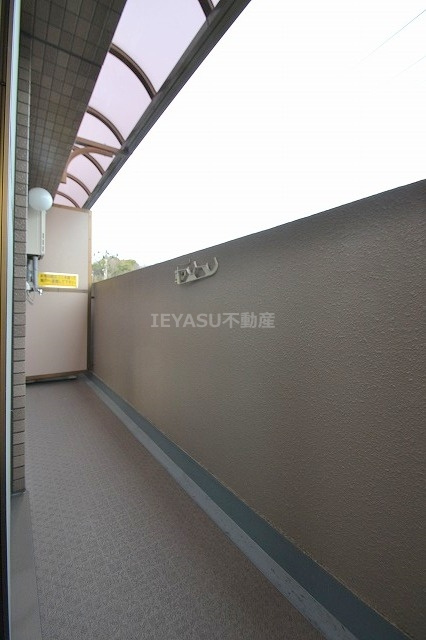 広島市中区江波南３丁目の賃貸マンションのバルコニー