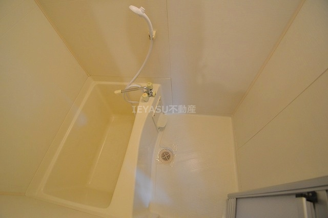 広島市中区江波南３丁目の賃貸マンションの浴室