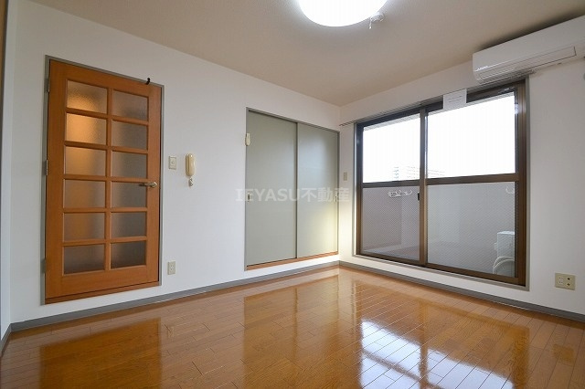 広島市中区江波南３丁目の賃貸マンションの内装