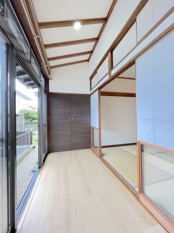 【その他】 | 太宰府市高雄5丁目　戸建て | 広くて明るい縁側からはお庭を眺めることができます