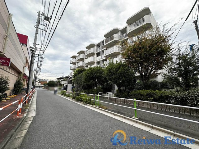 ドミール上板橋の外観