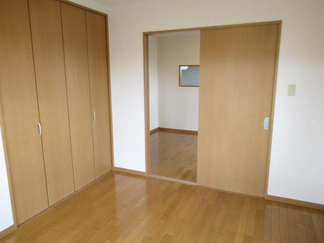 シャンティーユの洋室