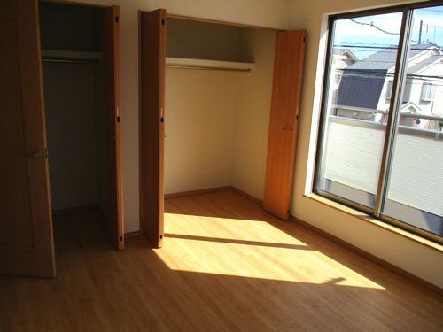 藤沢市辻堂太平台1丁目　新築戸建全３棟　3号棟の洋室