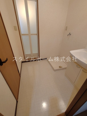 【洗面所】 | レガーロ寿里B