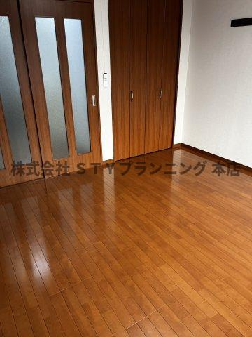 仲介手数料0円！中西ビルの居間・リビング