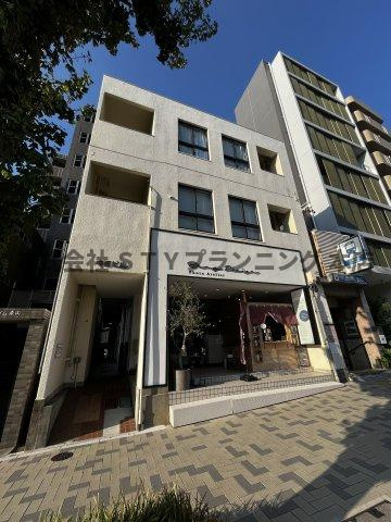 仲介手数料0円！中西ビルの外観