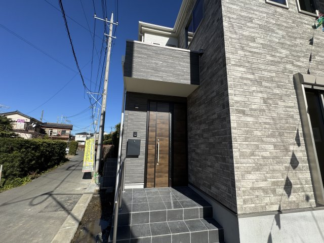 松戸市栗山新築戸建（矢切32期）のエントランス|エントランス・玄関ポーチ