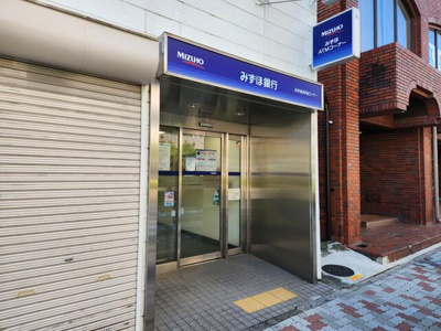 【エントランス】 | サン・カルティエ | みずほ銀行（ＡＴＭ）まで374m