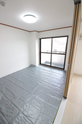 【和室】 | プリンス・ヴィラ・ウィング | 畳のお部屋です（養生中）