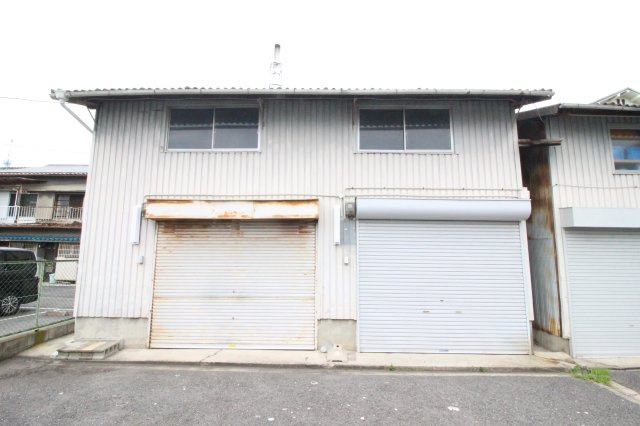 【外観】 | 安中町6丁目シャッター付きガレージ