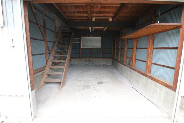 【内装】 | 安中町6丁目シャッター付きガレージ