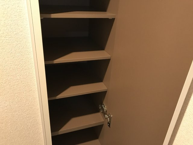 ストーンウェルの収納