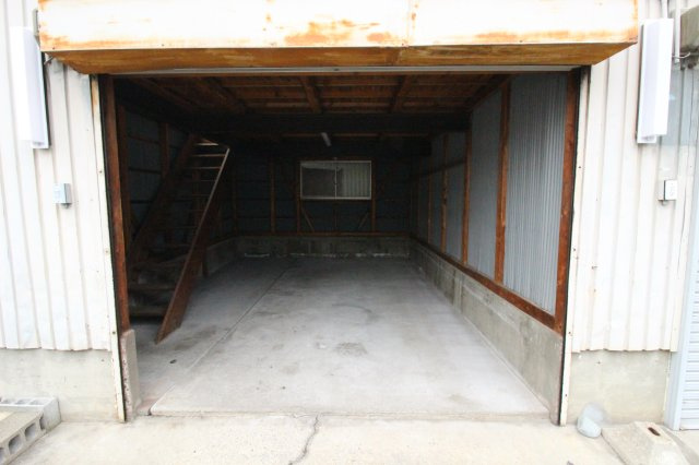 【内装】 | 安中町6丁目シャッター付きガレージ
