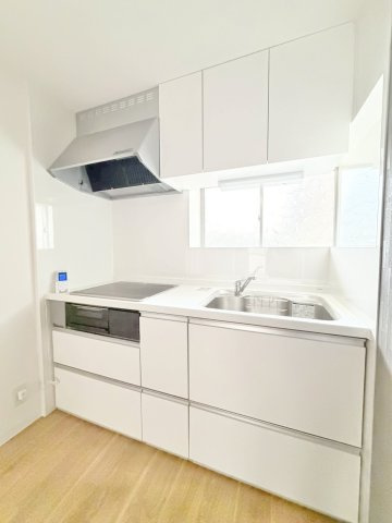 南円明寺ヶ丘団地16棟　1階のキッチン