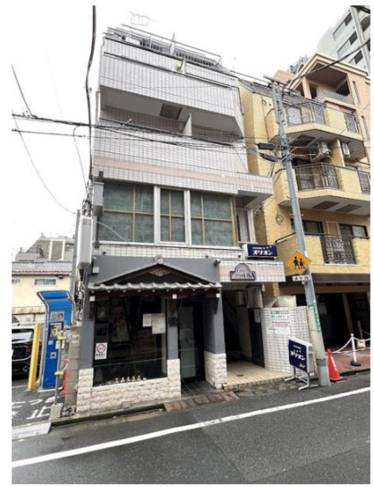 プラザUSA中野新橋の外観