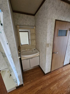 【独立洗面台】 | 鳥取市行徳1丁目戸建て