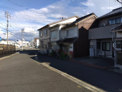 【前面道路含む現地写真】 | 鳥取市行徳1丁目戸建て