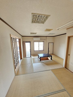 【居間・リビング】 | 鳥取市行徳1丁目戸建て