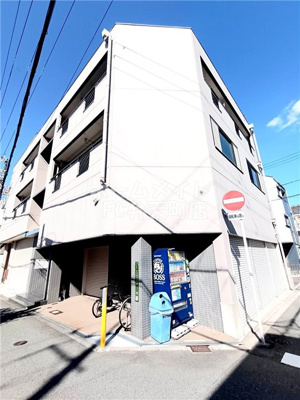 【外観】 | リバティーガーデン | 外はこのようになっています