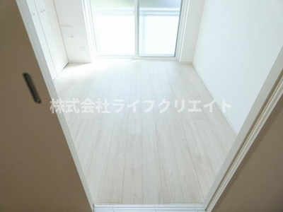 【洋室】 | リブリ・ラピスカーサ