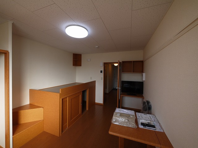 レオパレスオアシスの洋室|広々とした洋室です