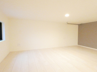 【寝室】 | Southern Gate