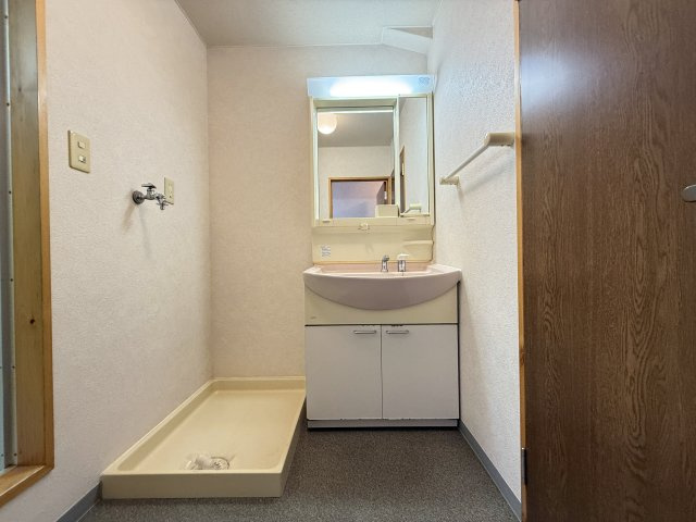 コーポ向日葵の独立洗面台